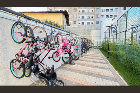 bicicletário de apartamento para alugar com 2 quartos, 38m² em Santa Maria, Santo André
