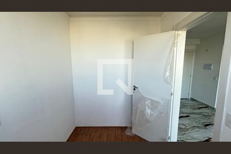 Quarto 1 de apartamento para alugar com 2 quartos, 38m² em Santa Maria, Santo André
