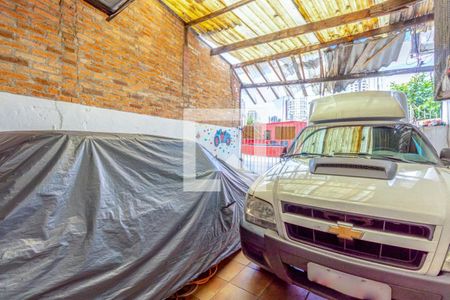 Casa à venda com 3 quartos, 330m² em Vila Bertioga, São Paulo