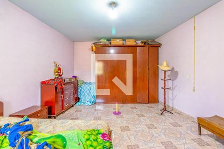 Casa à venda com 3 quartos, 330m² em Vila Bertioga, São Paulo