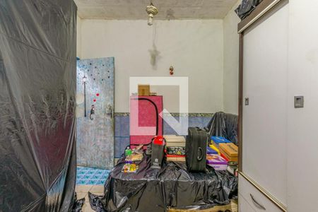 Casa à venda com 3 quartos, 330m² em Vila Bertioga, São Paulo