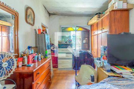 Casa à venda com 3 quartos, 330m² em Vila Bertioga, São Paulo