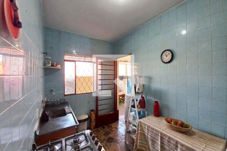 Cozinha 2 de casa à venda com 3 quartos, 123m² em Vila Joaquim Inacio, Campinas