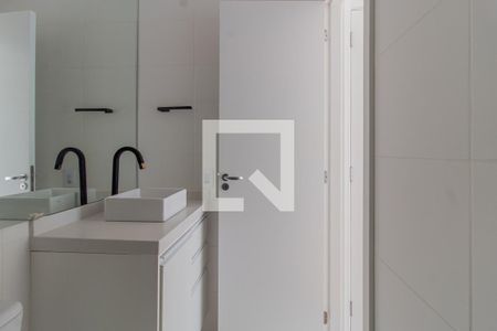 Banheiro de apartamento à venda com 1 quarto, 37m² em Vila Penteado, São Paulo