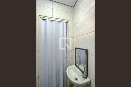 Banheiro de casa para alugar com 1 quarto, 25m² em Brás, São Paulo