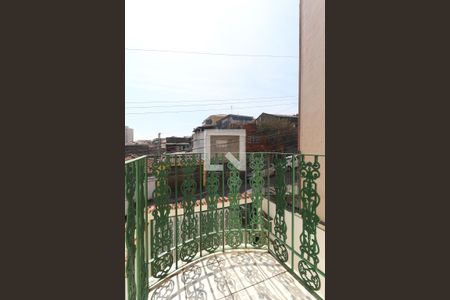 Vista de casa à venda com 3 quartos, 104m² em Vila Ede, São Paulo