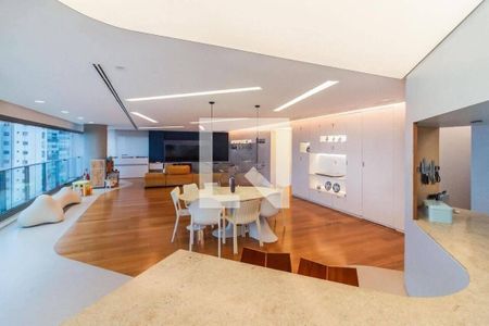 Apartamento à venda com 3 quartos, 275m² em Sumarezinho, São Paulo