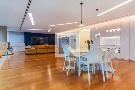 Apartamento à venda com 3 quartos, 275m² em Sumarezinho, São Paulo