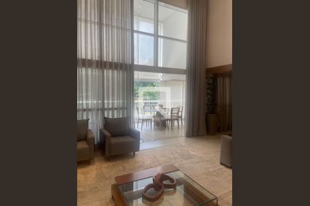 Apartamento à venda com 3 quartos, 238m² em Vila Suzana, São Paulo
