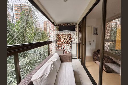 Apartamento à venda com 3 quartos, 103m² em Vila Suzana, São Paulo