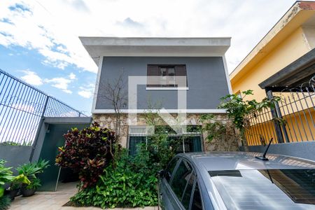 Fachada de casa à venda com 4 quartos, 200m² em Jabaquara, São Paulo