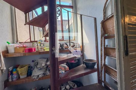 Escada de casa à venda com 2 quartos, 367m² em Suiço, São Bernardo do Campo