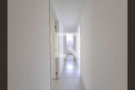 Corredor de apartamento à venda com 3 quartos, 107m² em Laranjeiras, Rio de Janeiro