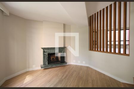 Sala de apartamento à venda com 3 quartos, 245m² em Real Parque, São Paulo