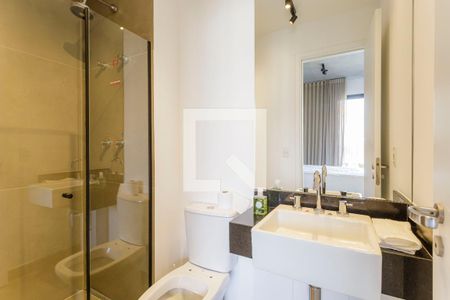 Banheiro de kitnet/studio para alugar com 1 quarto, 42m² em Vila Olímpia, São Paulo