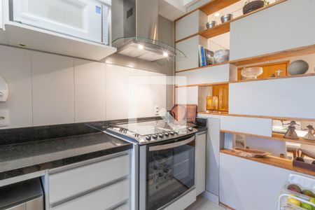 Cozinha de apartamento à venda com 3 quartos, 84m² em Vila da Serra, Nova Lima