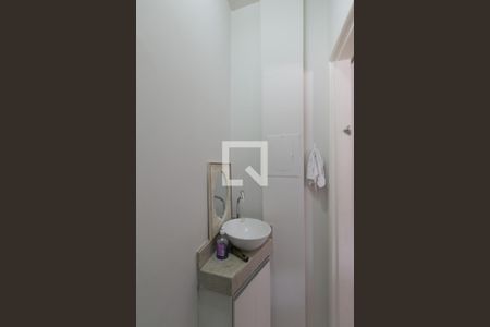 Lavabo de casa de condomínio à venda com 3 quartos, 125m² em Castelo, Belo Horizonte