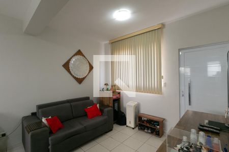 Sala de casa de condomínio à venda com 3 quartos, 125m² em Castelo, Belo Horizonte