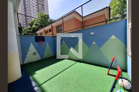 Área comum de apartamento à venda com 2 quartos, 73m² em Laranjeiras, Rio de Janeiro
