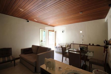 Sala 1 de casa para alugar com 2 quartos, 130m² em Freguesia (jacarepaguá), Rio de Janeiro