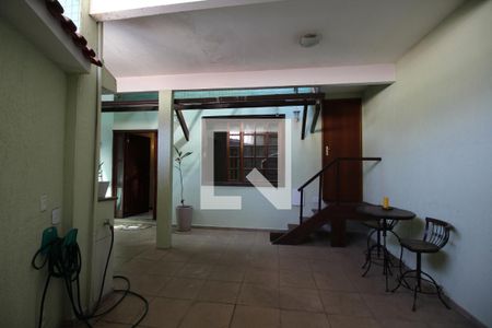 Garagem de casa à venda com 2 quartos, 130m² em Freguesia (jacarepaguá), Rio de Janeiro