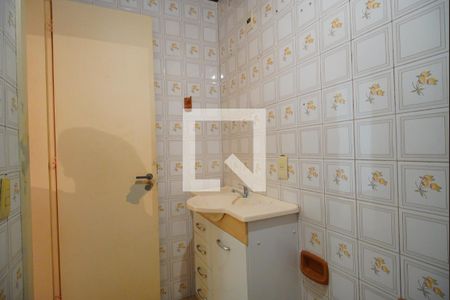 Banheiro de apartamento à venda com 2 quartos, 68m² em Morro Santana, Porto Alegre