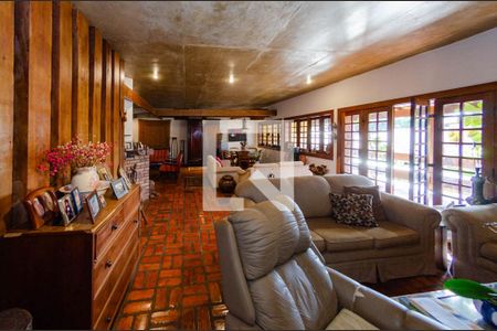 Sala de casa à venda com 4 quartos, 463m² em Belvedere, Belo Horizonte