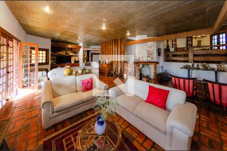 Sala de casa à venda com 4 quartos, 463m² em Belvedere, Belo Horizonte