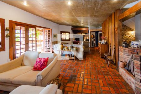 Sala de casa à venda com 4 quartos, 463m² em Belvedere, Belo Horizonte