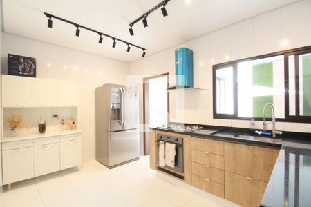 Cozinha  de casa para alugar com 3 quartos, 499m² em Jardim Lar Sao Paulo, São Paulo
