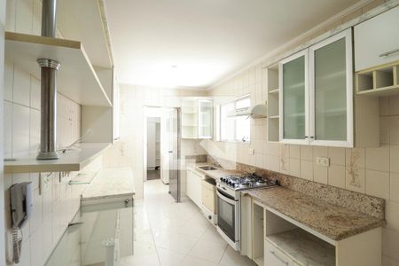 Cozinha de apartamento à venda com 3 quartos, 127m² em Jardim Sonia, São Paulo