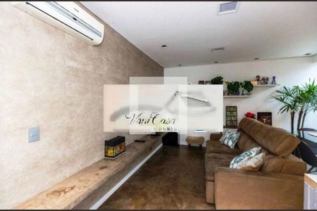 Casa à venda com 2 quartos, 85m² em Vila Nair, São Paulo