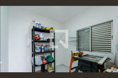 Casa à venda com 3 quartos, 198m² em Vila Brasilina, São Paulo