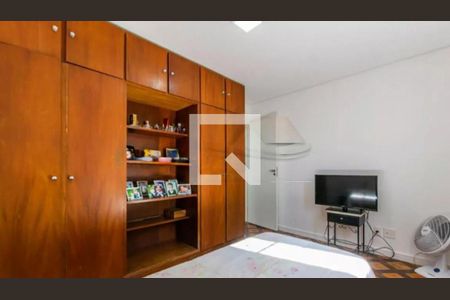Casa à venda com 3 quartos, 198m² em Vila Brasilina, São Paulo