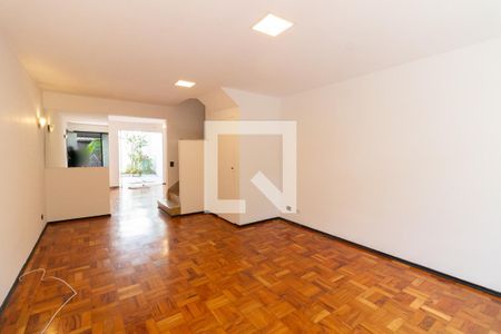 Sala de casa para alugar com 3 quartos, 450m² em Jardim Rizzo, São Paulo