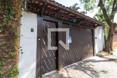 Fachada de casa para alugar com 3 quartos, 450m² em Jardim Rizzo, São Paulo