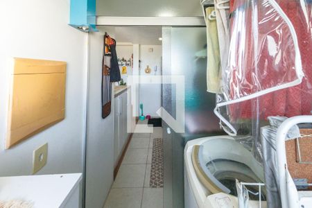 Área de Serviço de apartamento à venda com 3 quartos, 72m² em Jardim Carvalho, Porto Alegre