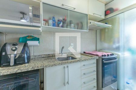 Cozinha de apartamento à venda com 3 quartos, 72m² em Jardim Carvalho, Porto Alegre