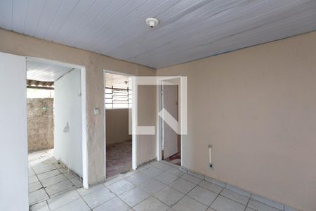 Sala de casa para alugar com 3 quartos, 60m² em Carlos Prates, Belo Horizonte