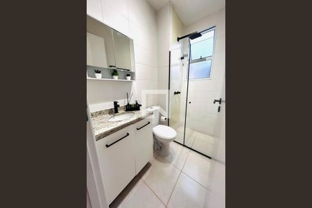 Banheiro Social de apartamento à venda com 2 quartos, 45m² em Taquara, Rio de Janeiro