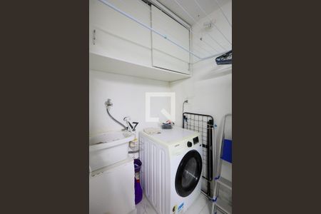 Área de Serviço de casa à venda com 4 quartos, 200m² em Jardim Umuarama, São Paulo