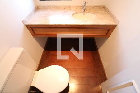 Lavabo de apartamento para alugar com 4 quartos, 173m² em Pompeia, São Paulo