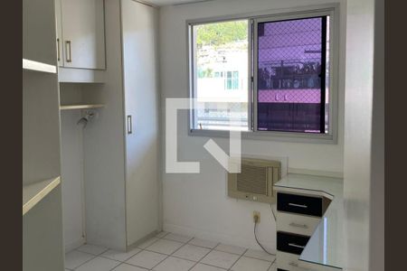 Quarto 1 de apartamento à venda com 3 quartos, 172m² em Santa Rosa, Niterói
