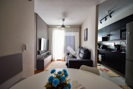 Sala de apartamento à venda com 2 quartos, 47m² em Todos Os Santos, Rio de Janeiro