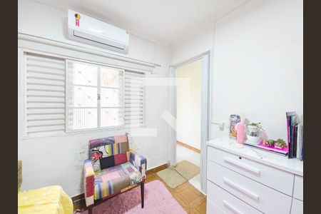 Quarto de casa para alugar com 3 quartos, 155m² em Conjunto Residencial Trinta E Um de Marco, São José dos Campos