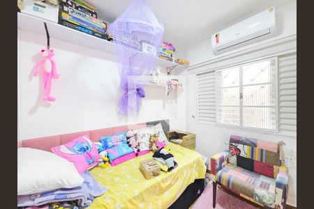 Quarto de casa para alugar com 3 quartos, 155m² em Conjunto Residencial Trinta E Um de Marco, São José dos Campos
