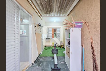 Quintal de casa para alugar com 3 quartos, 155m² em Conjunto Residencial Trinta E Um de Marco, São José dos Campos