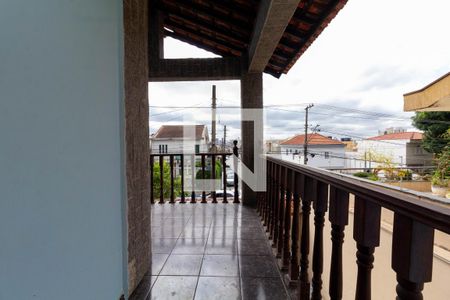 Varanda de casa à venda com 5 quartos, 650m² em Vila Carrão, São Paulo