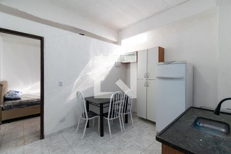Sala/Cozinha de casa de condomínio para alugar com 1 quarto, 30m² em Vila Campestre, São Paulo