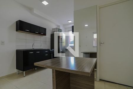 Cozinha de apartamento para alugar com 2 quartos, 54m² em Vila Brasileira, Mogi das Cruzes